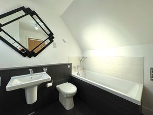 Photo 18- click for photo gallery